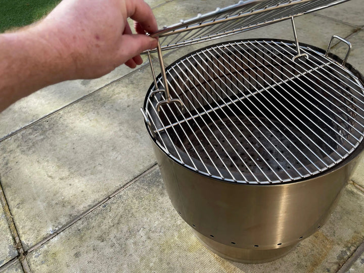 Genie Deluxe BBQ Grill (raised)