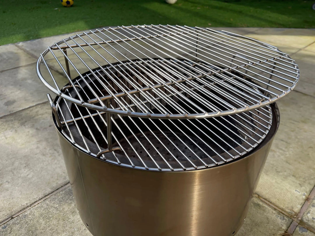 Genie Deluxe BBQ Grill (raised)